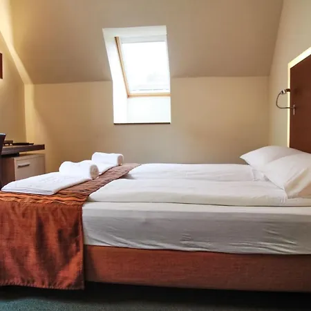 Hotel Lent 3*